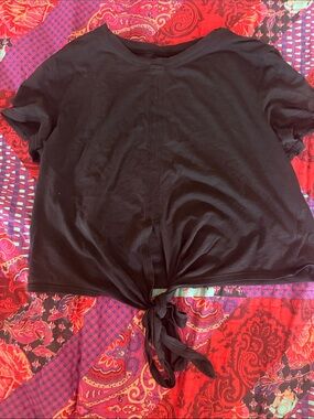 Black Short Sleeve Tie-Front Women's Top